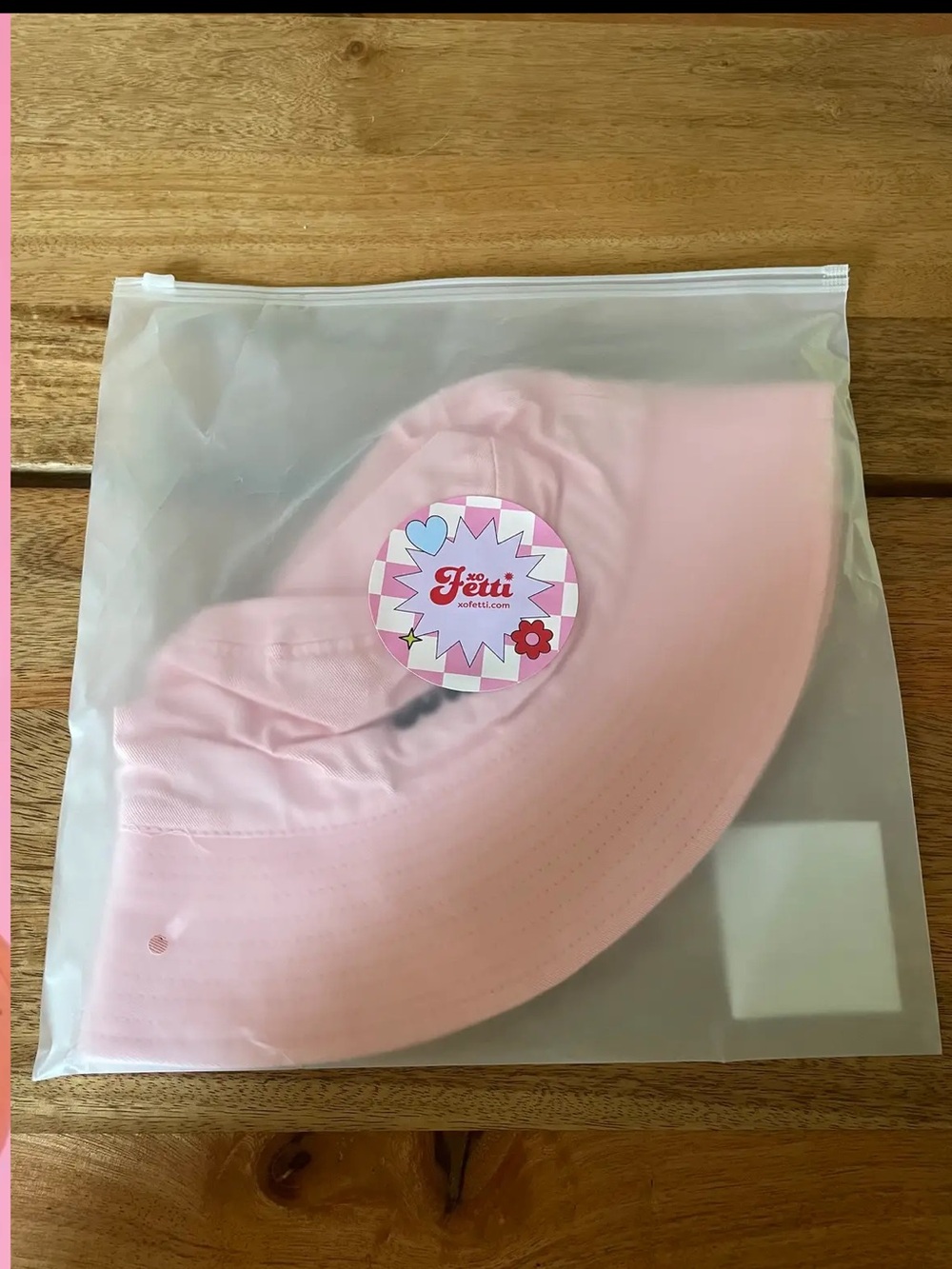 Babe Embroidered Pink Bucket Hat and Straws - Picture 2 of 4